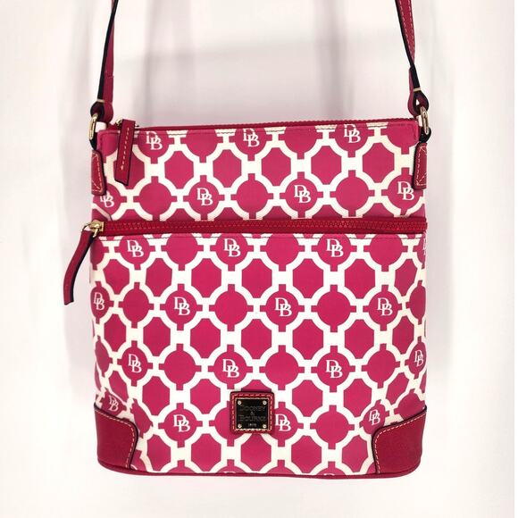 Dooney & Bourke Pink & White Geo Print Canvas Crossbody - Picture 4 of 16